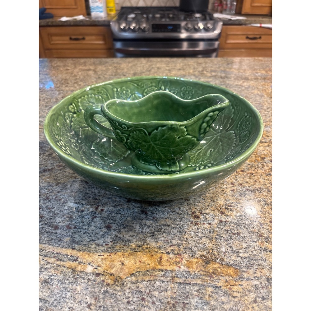 Olfaire Portugal Green Majolica Grape Leaf Serving Bowl and Gravy Boat Set